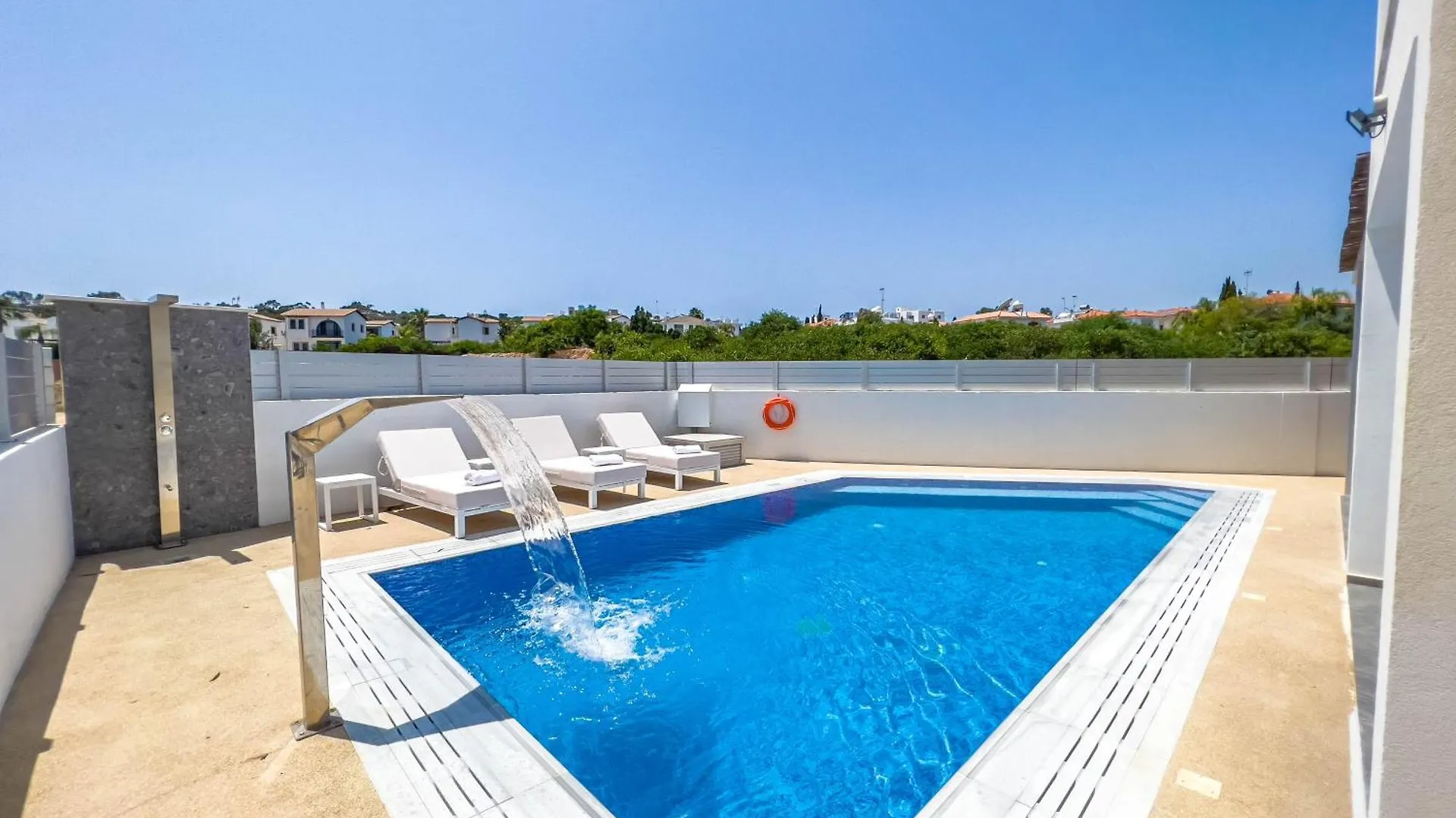 Geo Panoramic Villa +Pool +Game Room +Gym Protaras