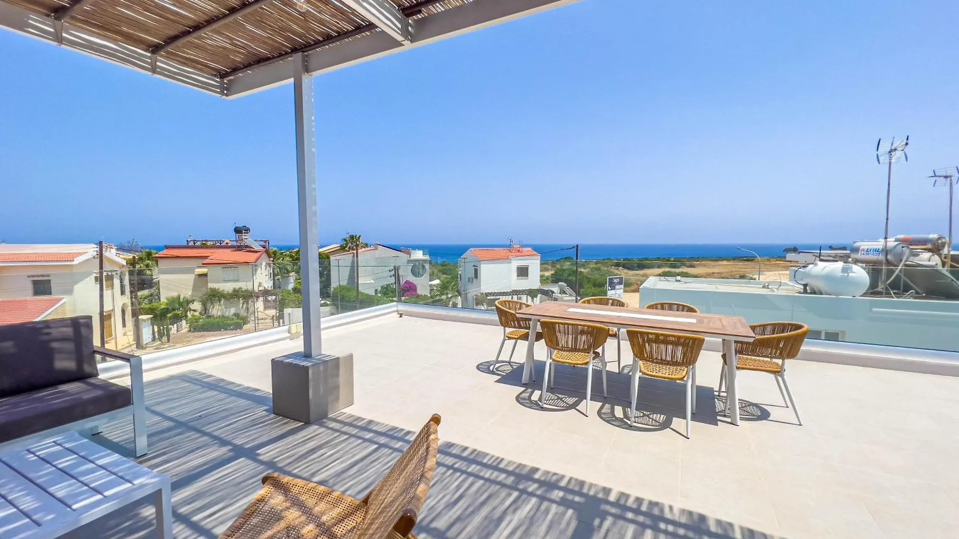 Geo Panoramic Villa +Pool +Game Room +Gym Protaras Cipro