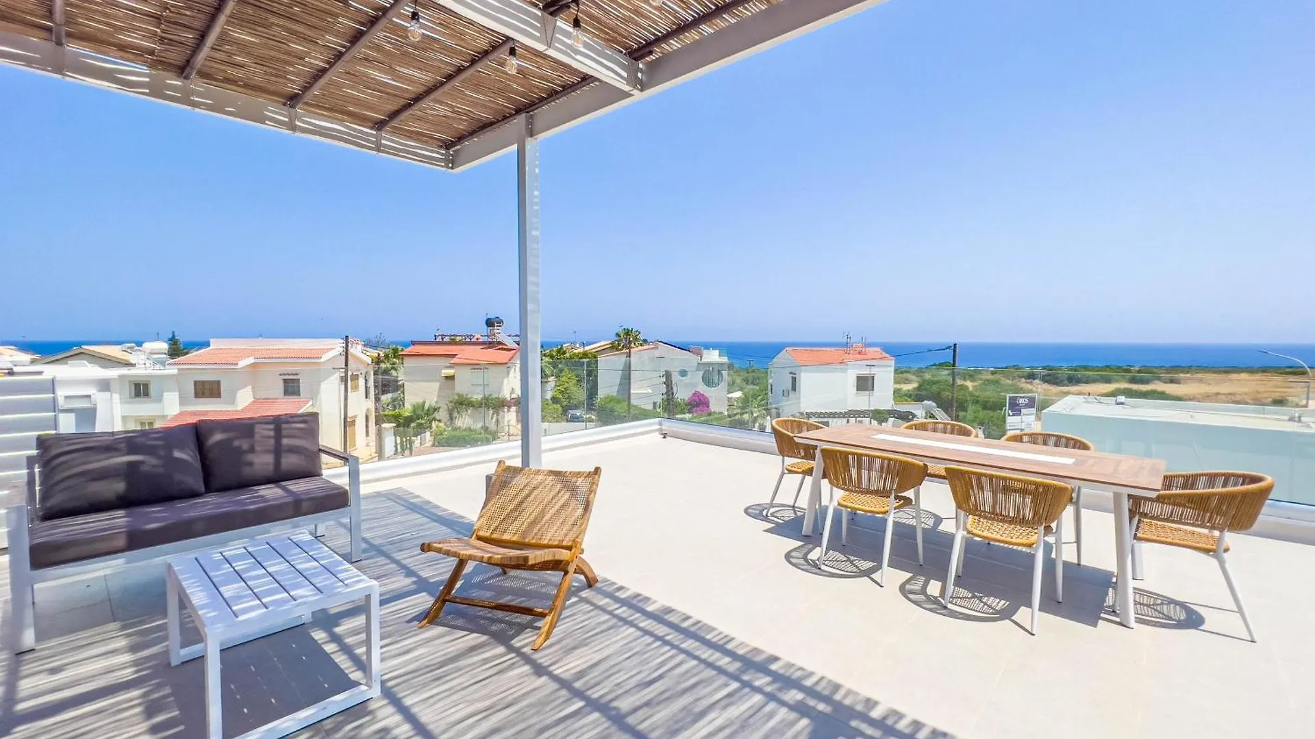 Geo Panoramic Villa +Pool +Game Room +Gym Protaras